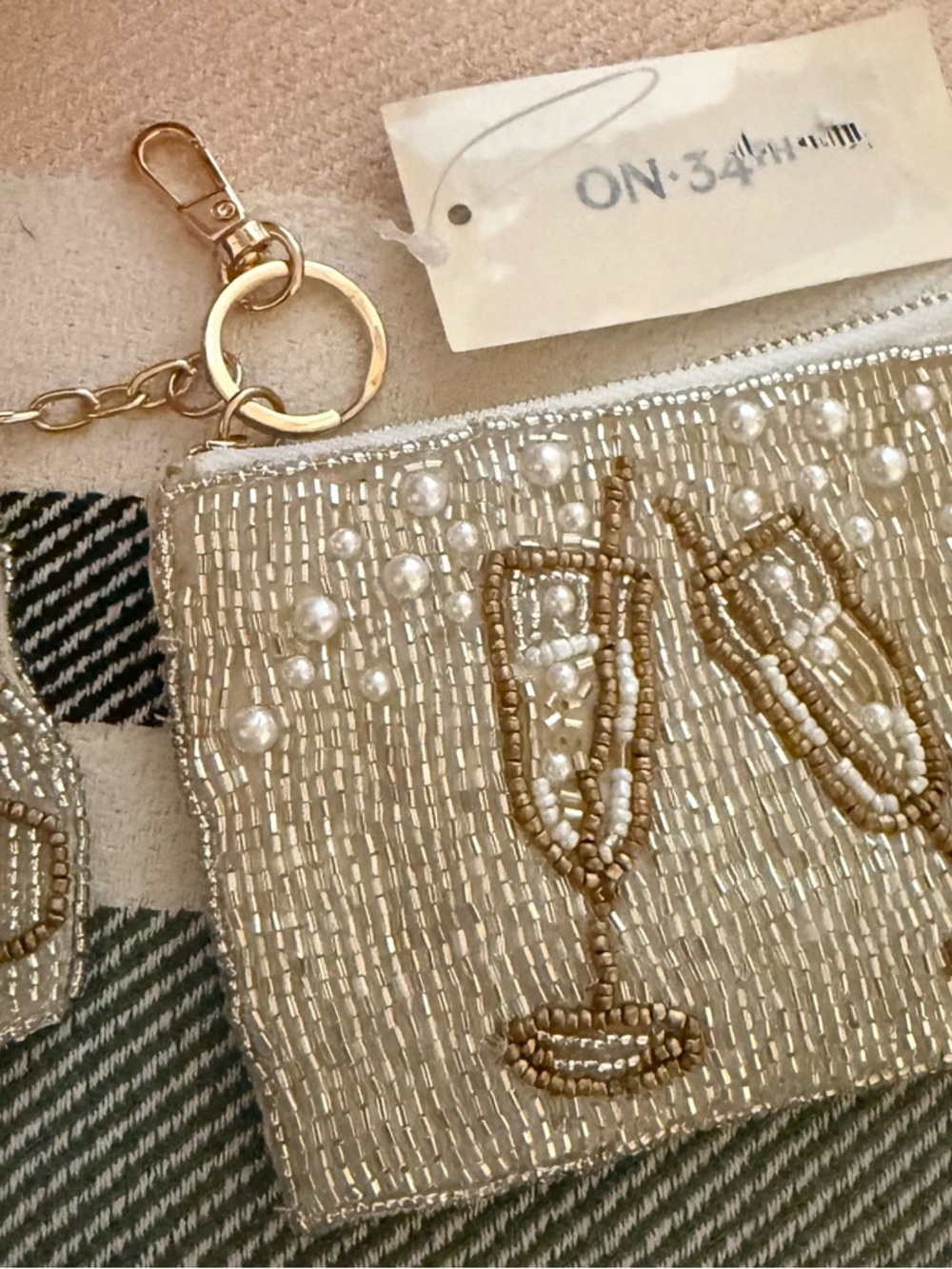 🥂 NWT Luxe Beaded Champagne Pouch & Charm Set. On 34th
